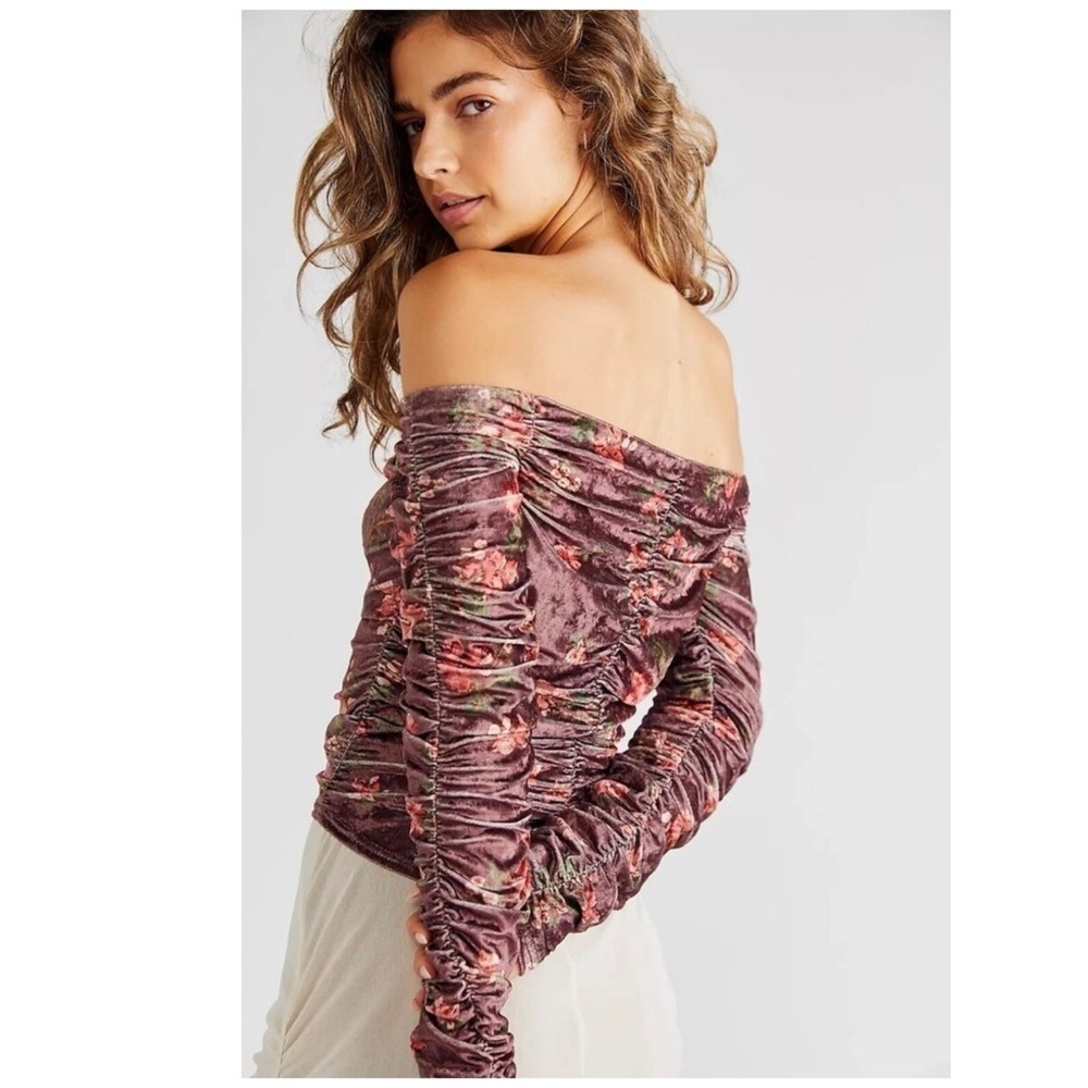 Free People Romantic Vintage Style Reina Floral Ruched  Velvet Top L